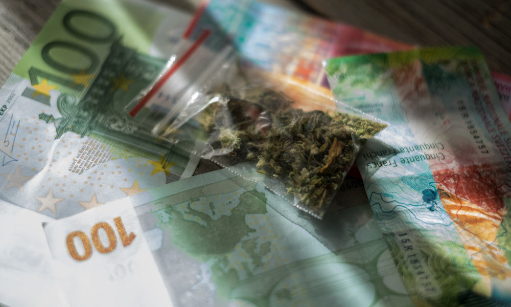 U.S. Banks Are Ruining Legal Weed In Uruguay