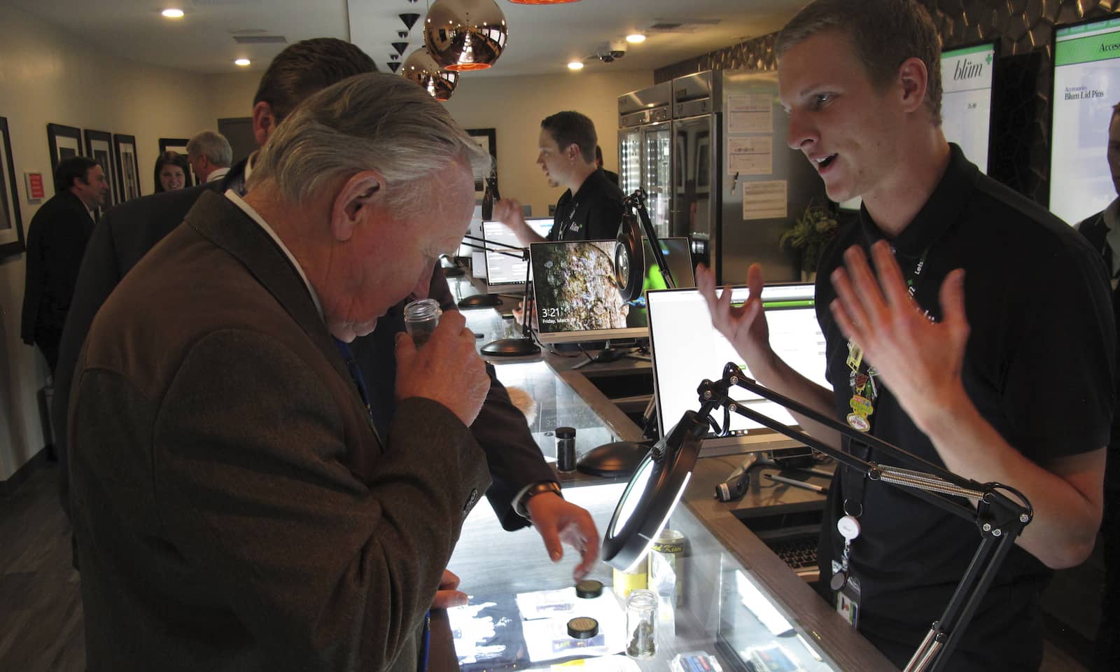 Nevada Liquor Lobby Wants To Control Legal Weed Industry