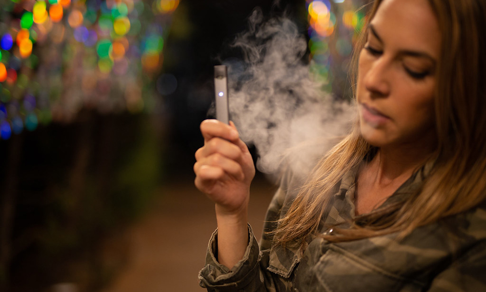 Juul CEO Steps Down, Company Halts All Advertising